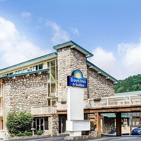 Days Inn & Suites By Wyndham Downtown Gatlinburg Parkway Kültér fotó