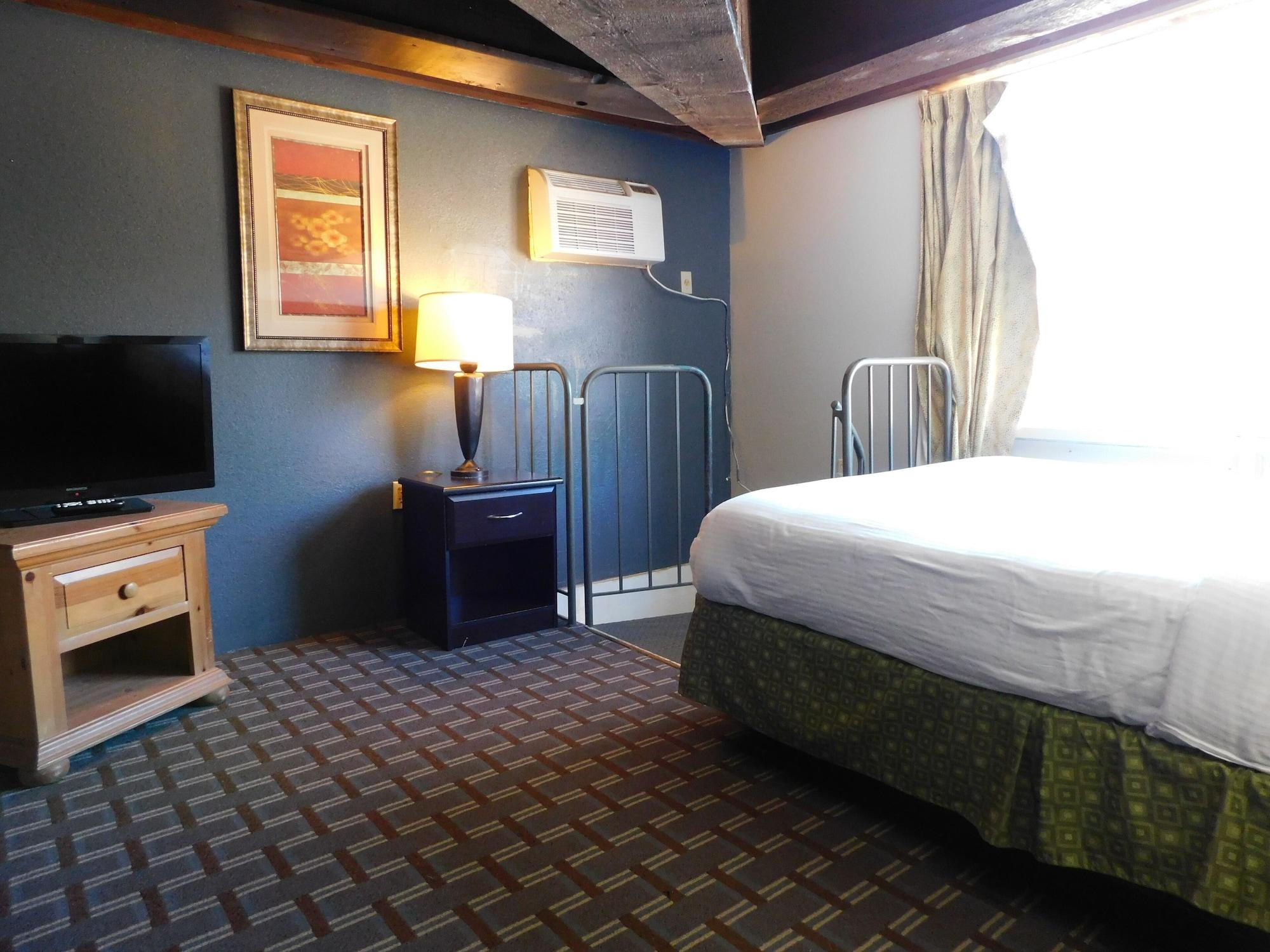 Days Inn & Suites By Wyndham Downtown Gatlinburg Parkway Kültér fotó