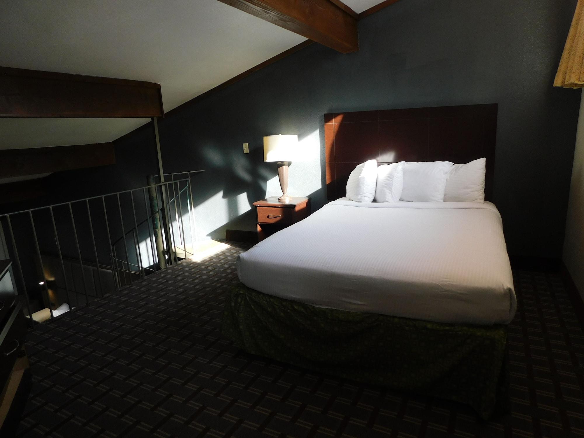 Days Inn & Suites By Wyndham Downtown Gatlinburg Parkway Kültér fotó