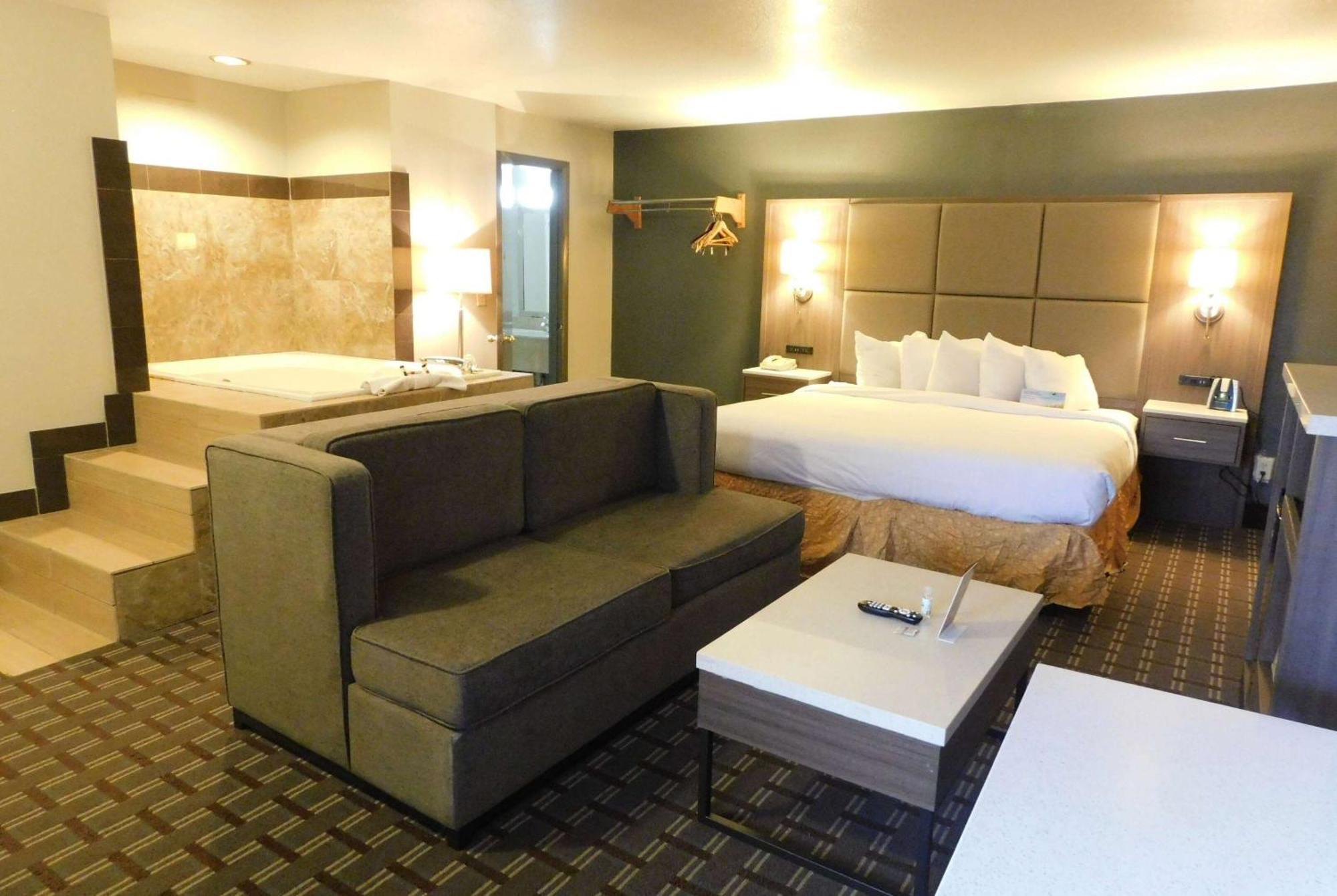 Days Inn & Suites By Wyndham Downtown Gatlinburg Parkway Kültér fotó
